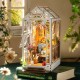 Miniatura Armable TGB06: Garden House DIY Book Nook Shelf Insert Kit